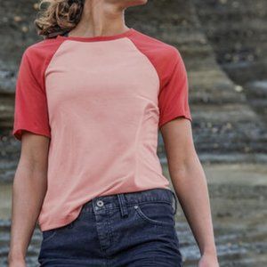 Title Nine Notton Raglan Short Sleeve Tee Stink Stopper Pink Medium